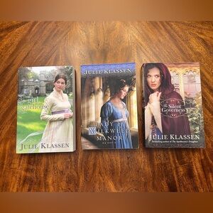 📚Book Set📚
Julie Klassen